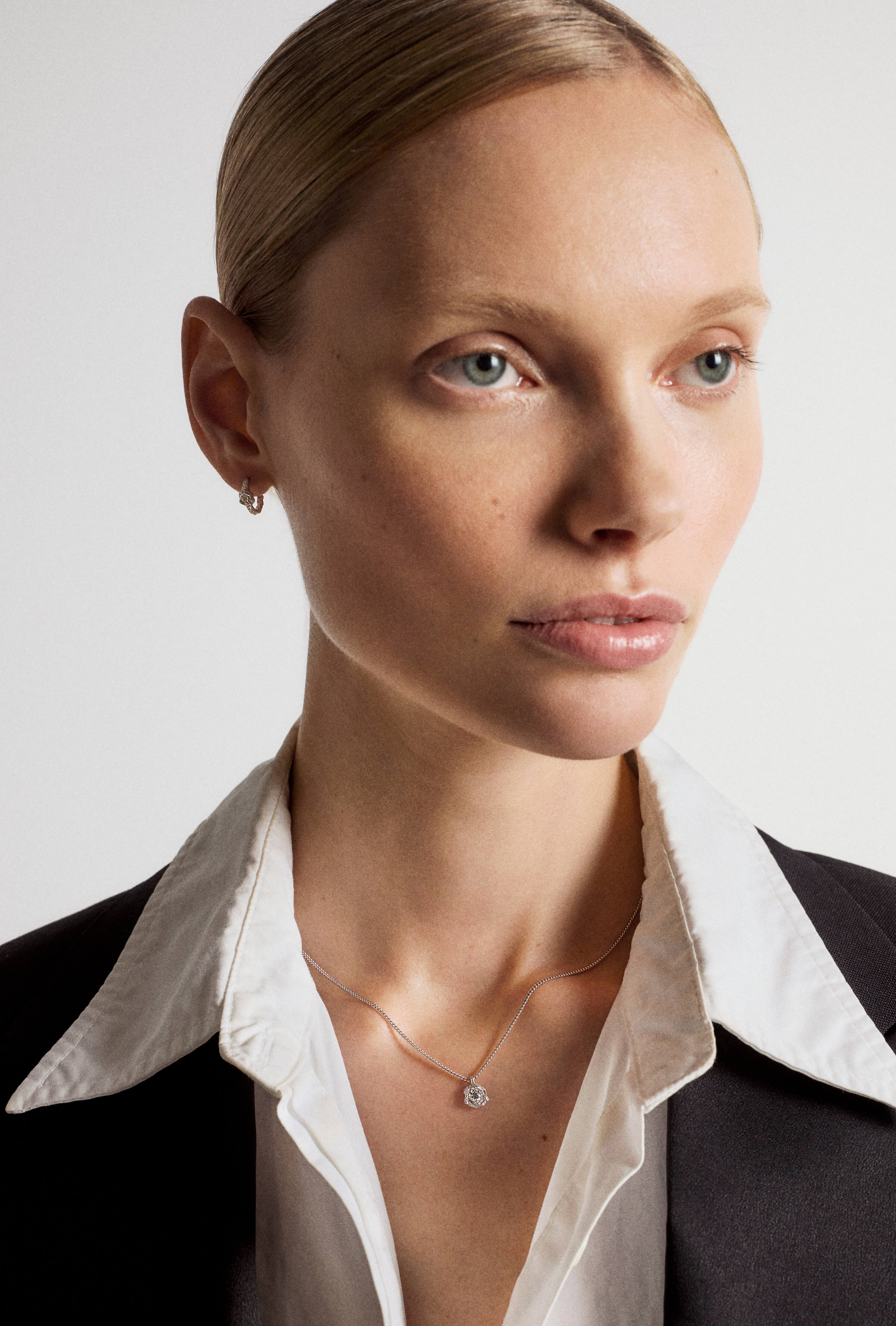 Nootka diamond signature hoop