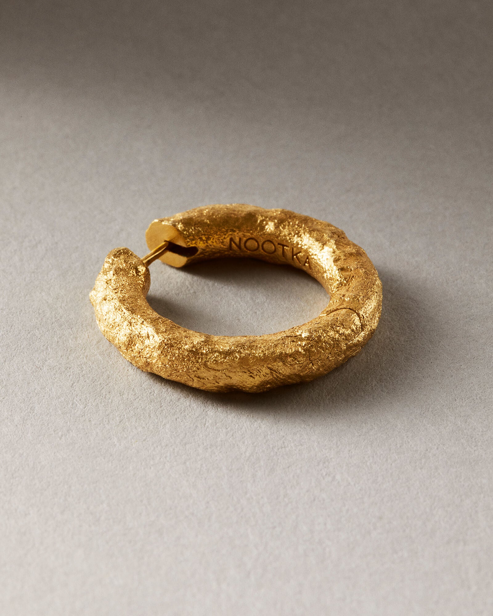 Chunky hoop gold