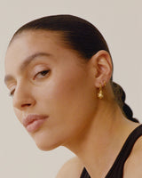 Nootka mini pearl earrings gold