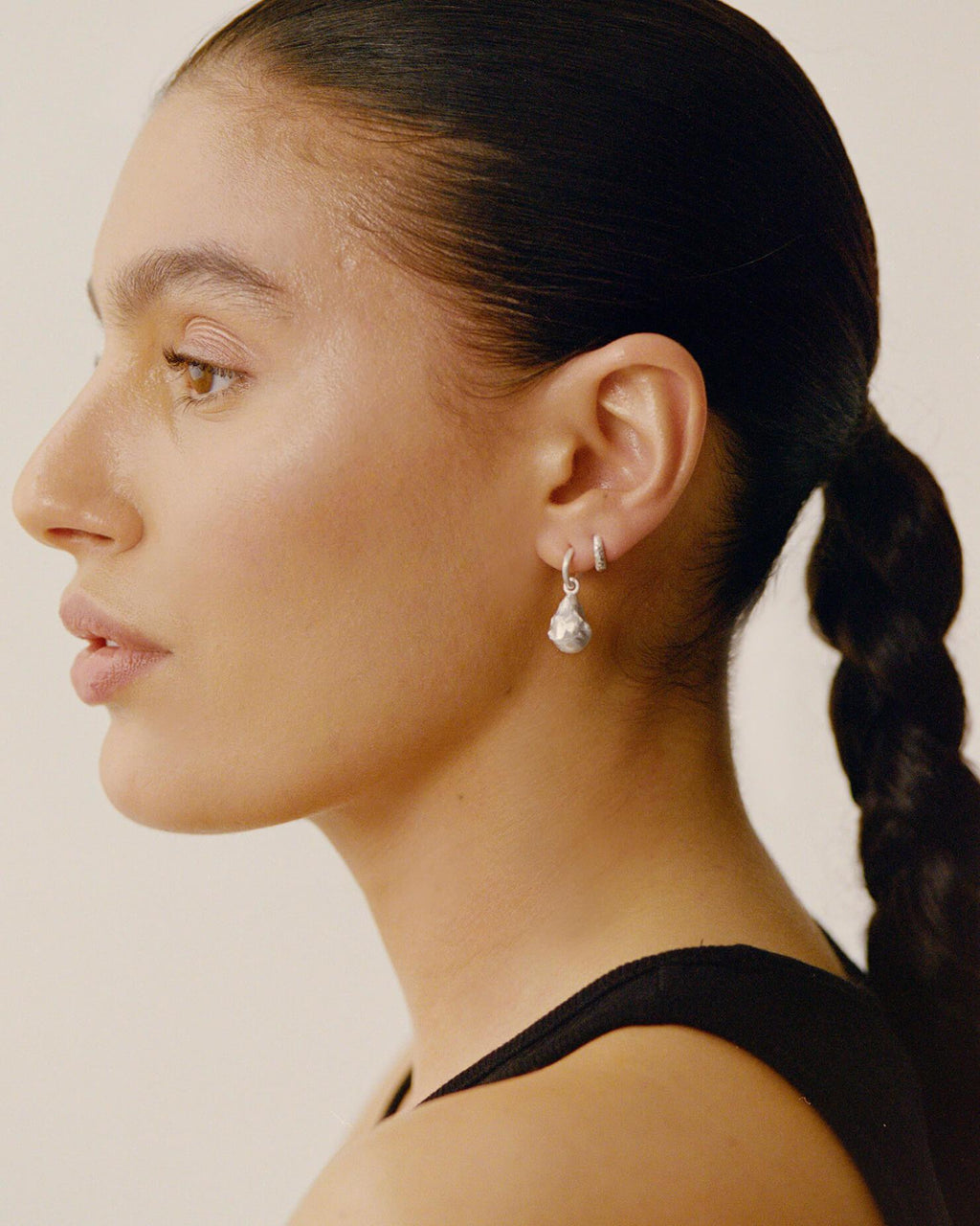 Mini Pearl Earrings Silver –